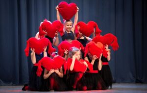 VIII r R&otilde;&otilde;m s&uuml;dames Koolitants maakondlik voor K&auml;ina 2412020 5